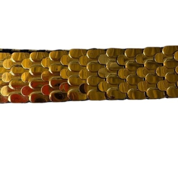 Vintage Gold-Tone Metal Waist Belt With Textured Rectangular Clasp & Elastic Bac - Picture 3 of 10